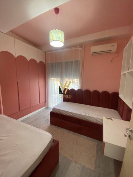Tirane, jepet me qera apartament 2+1+Ballkon Kati 3, 85 m² 750 € (RRUGA QEMAL STAFA)