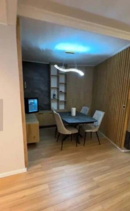 Tirane, shitet apartament 2+1 Kati 11, 111 m² 230.000 € (Myslym Shyri)