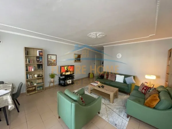 Tirane, shitet apartament 2+1+Aneks+Ballkon Kati 9, 105 m² 248.000 € (Komuna e Parisit)