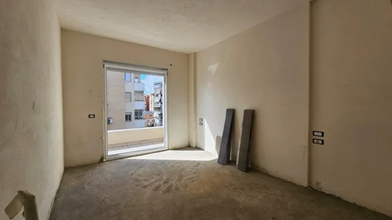 Tirane, shitet apartament 2+1 Kati 6, 108 m² 310.000 € (Pazari I ri)