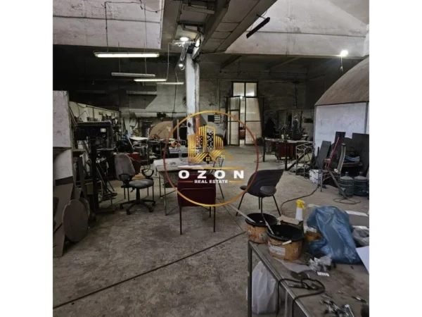 Magazinë për Qira pranë Komisariatit Policisë Kombinat!