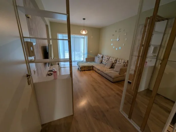 Tirane, shitet apartament 1+1+Aneks+Ballkon Kati 3, 61 m² 130.000 € (kopshti zoologjik)