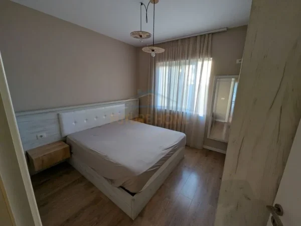 Tirane, shitet apartament 1+1+Aneks+Ballkon Kati 3, 61 m² 130.000 € (kopshti zoologjik)
