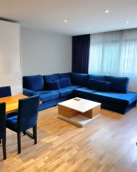 Tirane, shitet apartament 1+1 Kati 2, 50 m² (Shkolla Petro Nini)