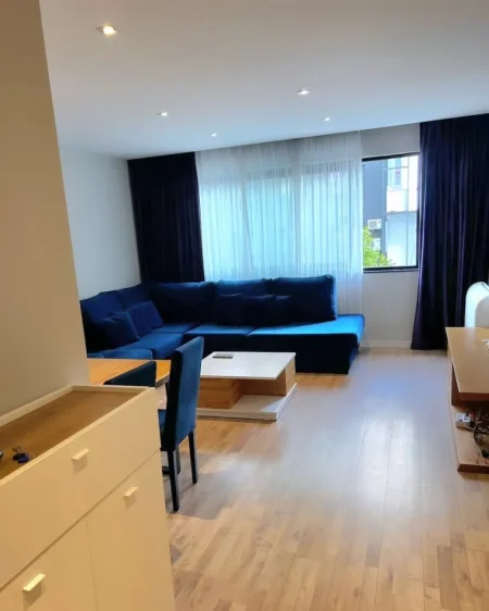 Tirane, shitet apartament 1+1 Kati 2, 50 m² (Shkolla Petro Nini)