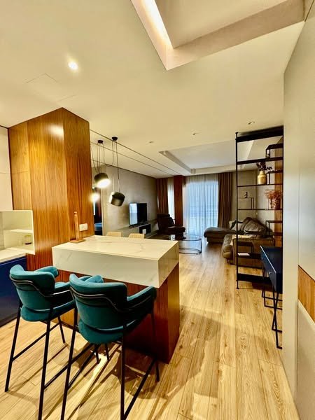 Tirane, jepet me qera apartament 2+1 , 105 m² 1.000 € (Kopshti Zoologjik)