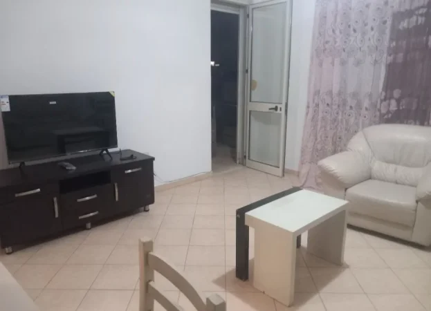 Tirane, jepet me qera apartament 1+1+Ballkon Kati 6, 60 m² 350 € (ASTIR)