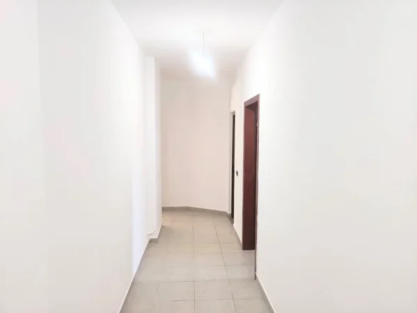 Tirane, shitet apartament 2+1+Aneks+Ballkon Kati 5, 100 m² 92.700 € (Fresku)