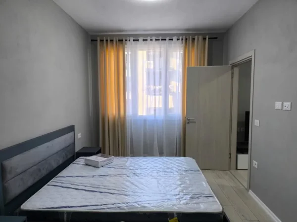 Tirane, jepet me qera apartament 1+1+Ballkon Kati 6, 55 m² 550 € (Astir Oasis residence)