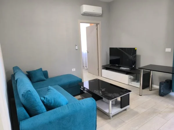 Tirane, jepet me qera apartament 1+1+Ballkon Kati 6, 55 m² 550 € (Astir Oasis residence)