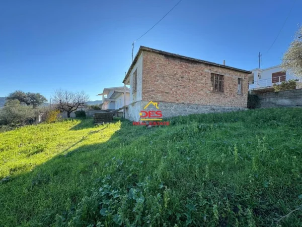 Vlore, shitet shtepi 2+1+Ballkon Kati 0, 110 m² 45.000 € (Panaja, Vlorë)