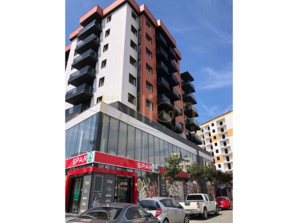 SHITET APARTAMENT 2+1+ 2 GARAZHDE, PRANE KALASE, ELBASAN!