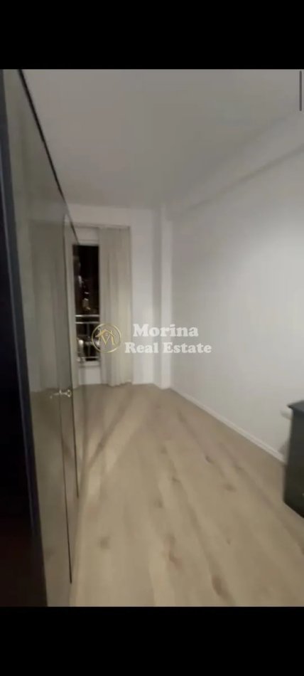 Tirane, jepet me qera apartament 2+1 Kati 2, 100 m² 700 € (Komuna e Parisit)