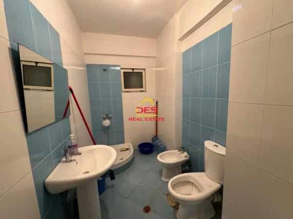 Radhime - Orikum, shitet apartament 1+1+Ballkon Kati 5, 69 m² 75.000 € (Orikum, Vlorë)