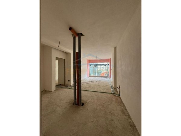Tirane, shitet apartament 2+1+Aneks+Ballkon Kati 2, 113 m² 286.875 € (Rruga Tish Daija Kika 2)