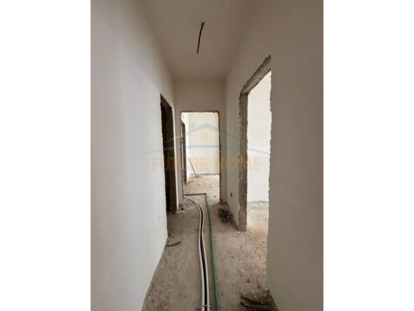 Tirane, shitet apartament 2+1+Aneks+Ballkon Kati 2, 113 m² 286.875 € (Rruga Tish Daija Kika 2)