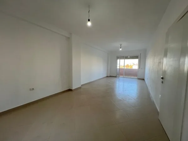 Tirane, shitet apartament 2+1+Aneks+Ballkon Kati 2, 118 m² 110.000 € (Linze)