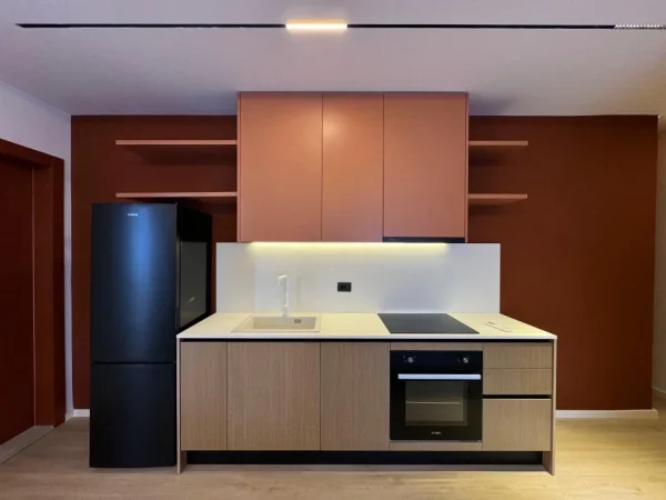 Tirane, shitet apartament 1+1+Ballkon Kati 3, 66 m² 155.000 € (Komuna e Parisit)