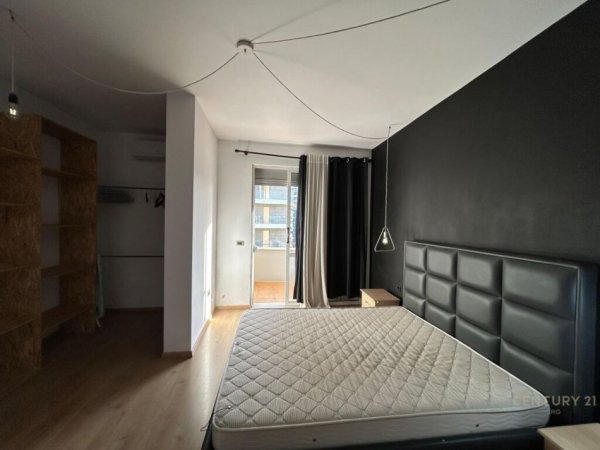 Tirane, jap me qera apartament 1+1 Kati 6, 112 m² 650 € (Rruga e dibres)