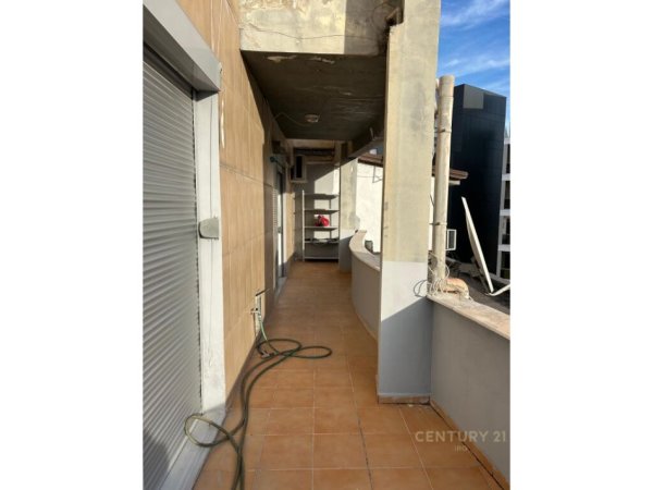 Tirane, jap me qera apartament 1+1 Kati 6, 112 m² 650 € (Rruga e dibres)