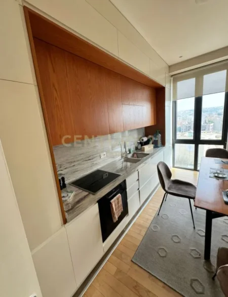 Tirane, jepet me qera apartament 3+1 Kati 12, 158 m² 2.500 € (Rruga e Elbasanit)