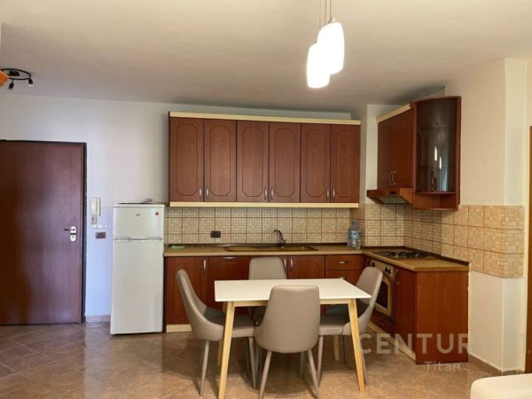 Tirane, jepet me qera 2+1 Kati 7, 88 m² 599 € (Apartament 2+1 Për Qira Tek Joena, 21 Dhjetori)