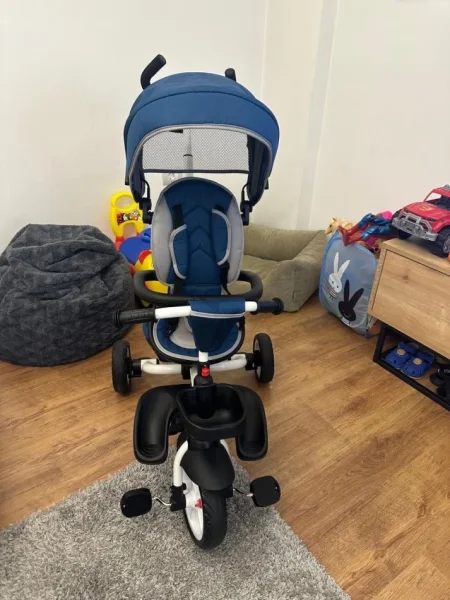 Tirane, shes Karroce per femije , 100 €