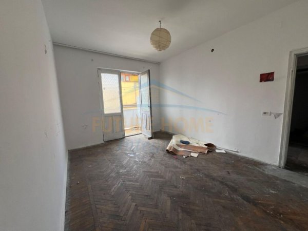 Tirane, shitet apartament 2+1+Ballkon Kati 3, 66 m² 133.000 € (rruga hoxha tahsim)