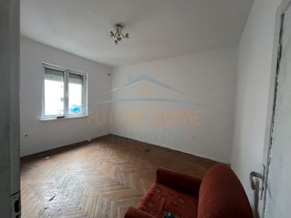 Tirane, shitet apartament 2+1+Ballkon Kati 3, 66 m² 133.000 € (rruga hoxha tahsim)