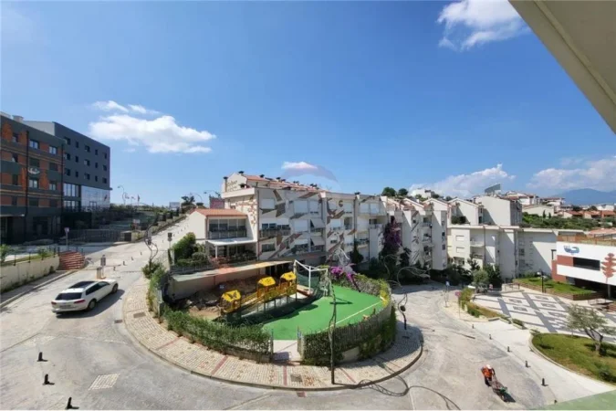 Tirane, shes apartament duplex 4+1 Kati 0, 208 m² 398.500 € (Rruga e Zallit - Rezidenca Kodra e Diellit, Shqipëri)