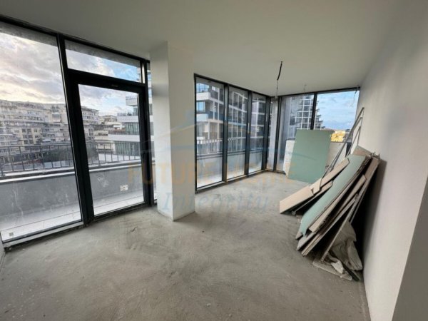 Tirane, shitet apartament 3+1 Kati 4, 225 m² 711.930 € (Liqeni, Lake View Residence)