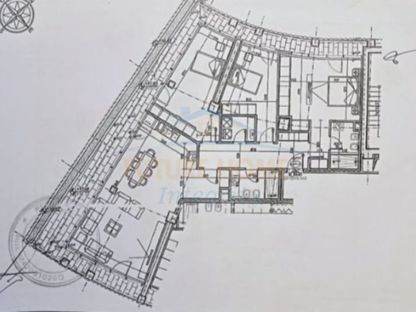Tirane, shitet apartament 3+1 Kati 5, 204 m² 647.700 € (Liqeni Lake View Residence)