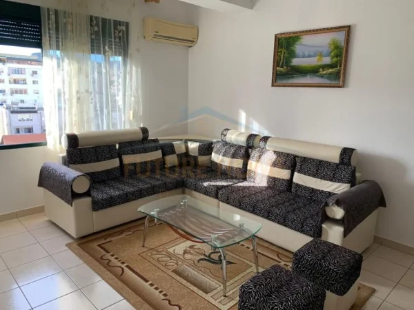 Durres, shitet apartament 2+1 Kati 7, 90 m² 117.000 € (Muzeumi i Deshmoreve)