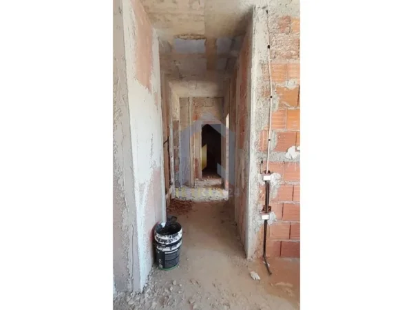 Tirane, shes apartament 2+1+Ballkon , 105 m² 165.000 € (Jordan Misja)