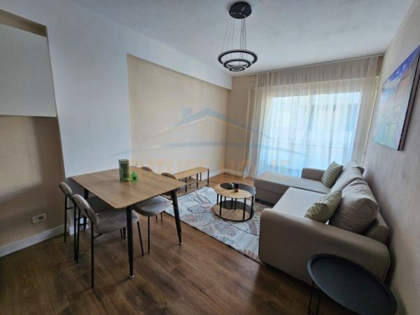 Durres, shitet apartament 1+1+Ballkon Kati 8, 50 m² 66.000 € (DURRES)