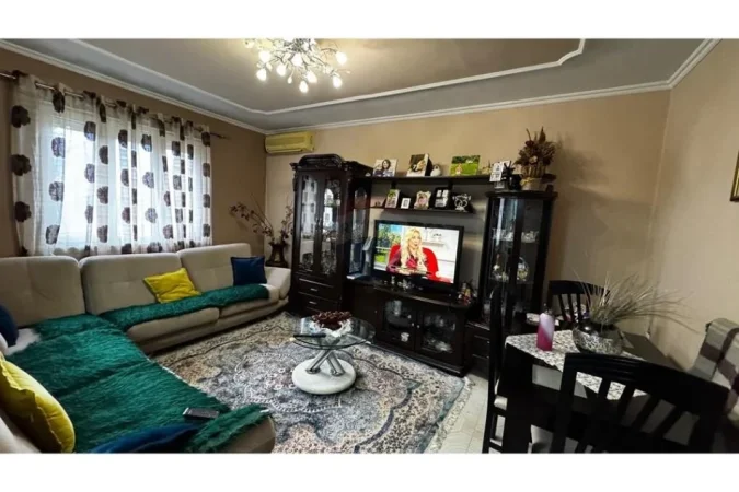 Tirane, jepet me qera apartament 1+1 Kati 3, 55 m² 370 € (Porcelan - Oxhaku, Shqipëri)