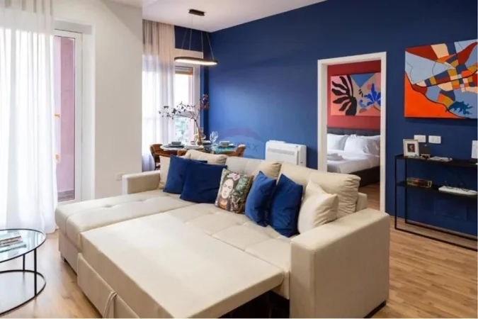 Tirane, jepet me qera apartament 1+1 , 55 m² 550 € (Ali Demi,)