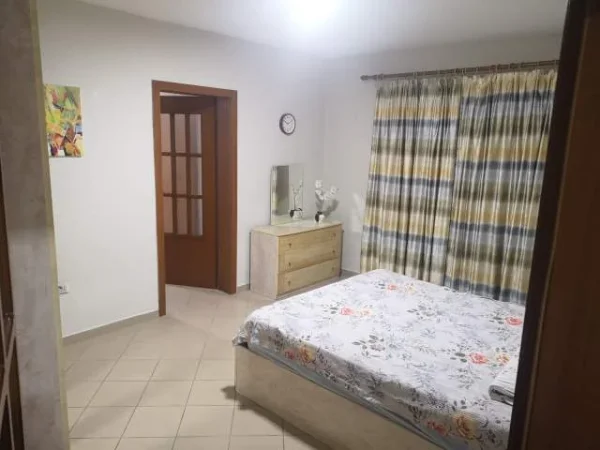 Tirane, shitet apartament 3+1+Aneks+Ballkon Kati 3, 93 m² 134.000 € (rruga kongresi i lushnjes)