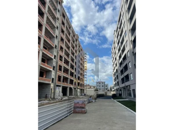 Tirane, shes apartament 2+1 Kati 8, 97 m² 88.000 € 