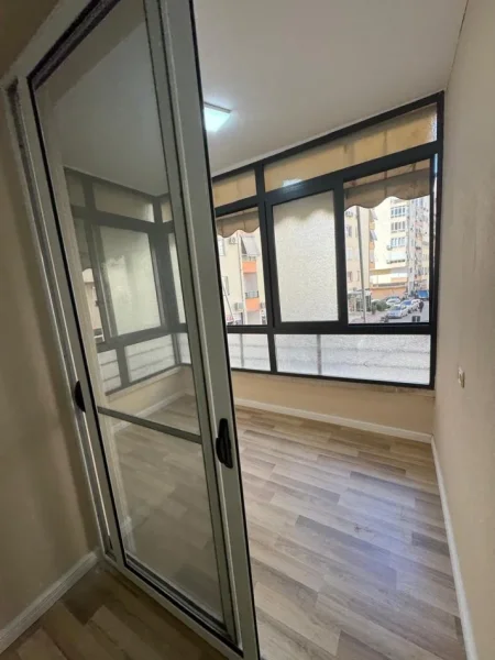 Tirane, shitet apartament 2+1+Ballkon , 83 m² (ASTIR)