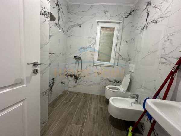 Tirane, jepet me qera apartament 2+1 Kati 5, 98 m² 500 € (UNAZA RE)  UNA42576
