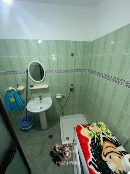 Durres, jepet me qera apartament 1+1+Ballkon Kati 2, 70 m² 250 € 