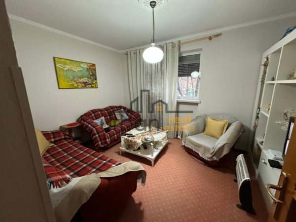 Tirane, shitet apartament 3+1+Ballkon Kati 3, 93 m² 180.000 € (Mozaiku)