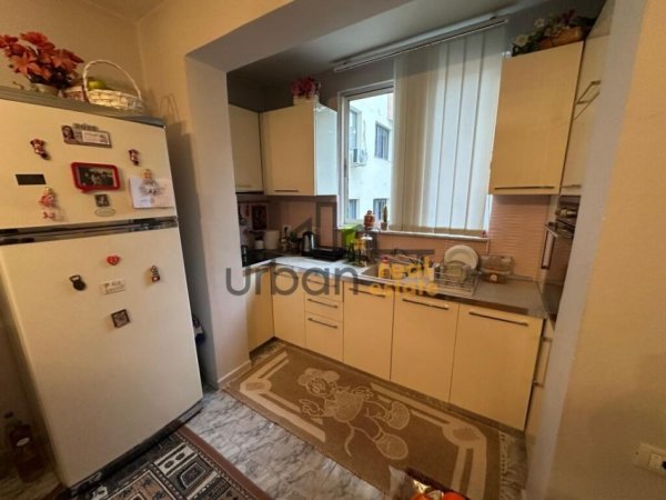 Tirane, shitet apartament 3+1+Ballkon Kati 3, 93 m² 180.000 € (Mozaiku)