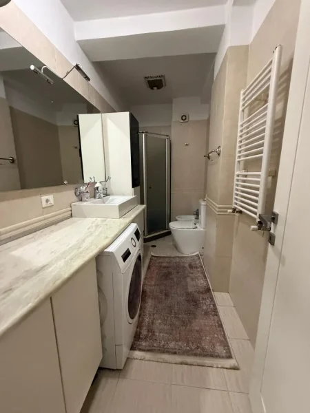 Tirane, shitet apartament 3+1+Ballkon Kati 6, 150 m² 308.000 € (komuna e parisit)