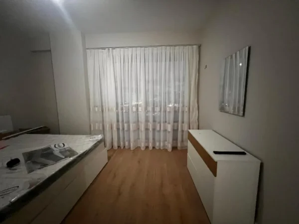 Tirane, jepet me qera apartament 2+1 Kati 6, 100 m² 500 € (Astir)