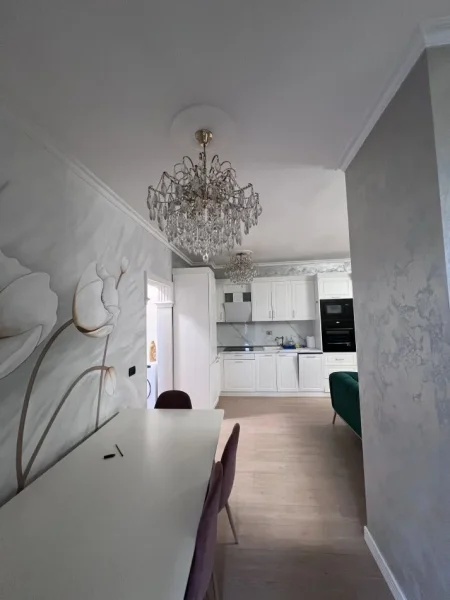 Tirane, jepet me qera 2+1+Ballkon Kati 7, 100 m² 691 € (Rruga Don Bosko)