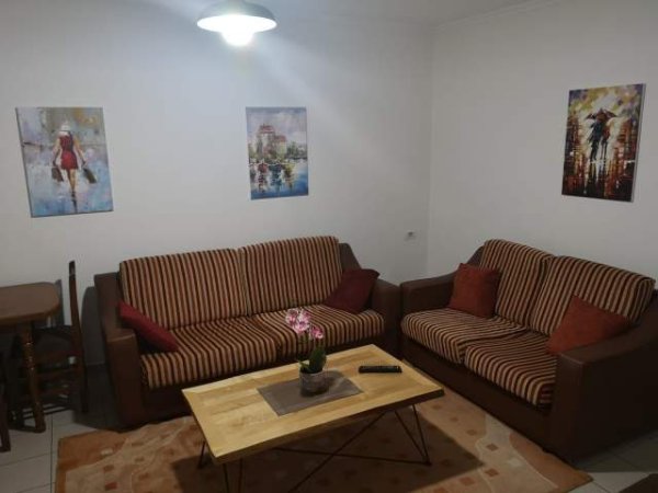 Tirane, shitet apartament 3+1 , 93 m² 134.000 € (Rruga e Kavajes)