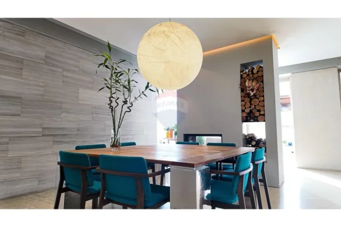 Tirane, shitet apartament+verande | Penthouse 3+1 Kati 8, 278 m² 650.000 € (Medar Shtylla)