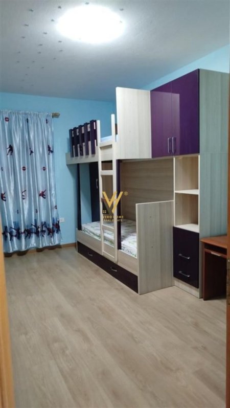 Tirane, jepet me qera apartament 2+1+Ballkon Kati 6, 85 m² 550 € (YZBERISHT)